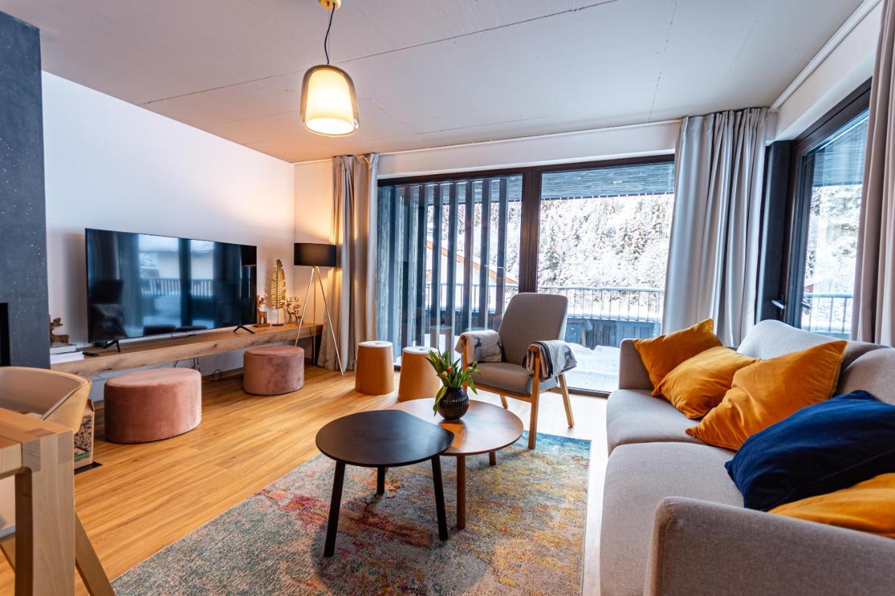 Max Relax Summercard Included Ski In-Ski Out Zell am See Extérieur photo